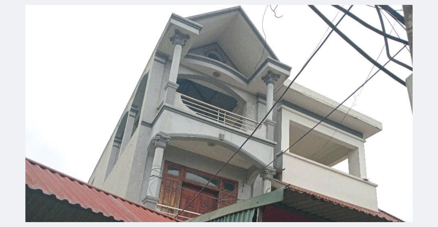 Bán lô đất diện tích 96.4 M2 (mt 4.28m mh 4.39m) sẵn nhà 3 tầng tại thôn Trung ,Việt Hùng, Đông Anh